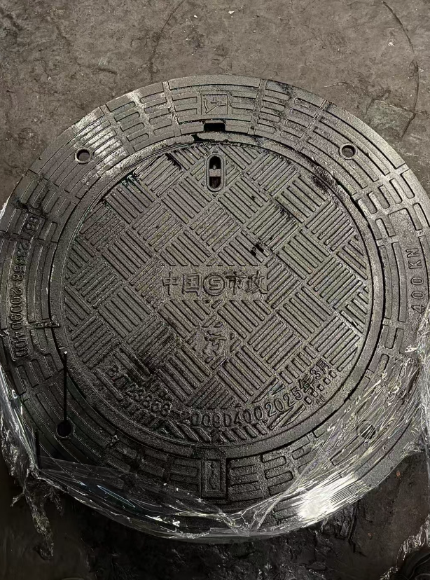 运粮湖管理区球墨铸铁防沉降井盖展示